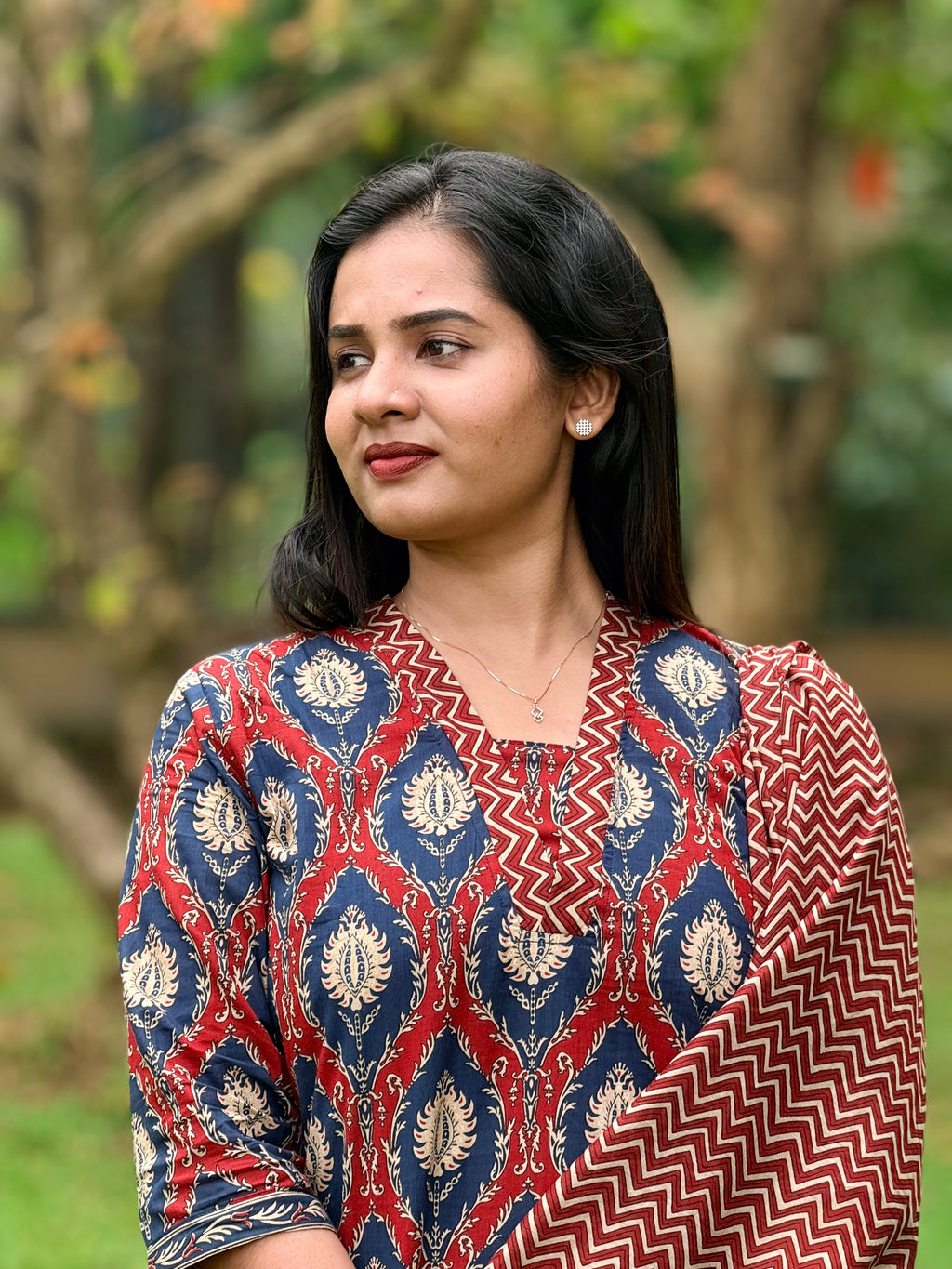 KLA 9204- Elegant 3-piece cotton kurti set for a stylish look.