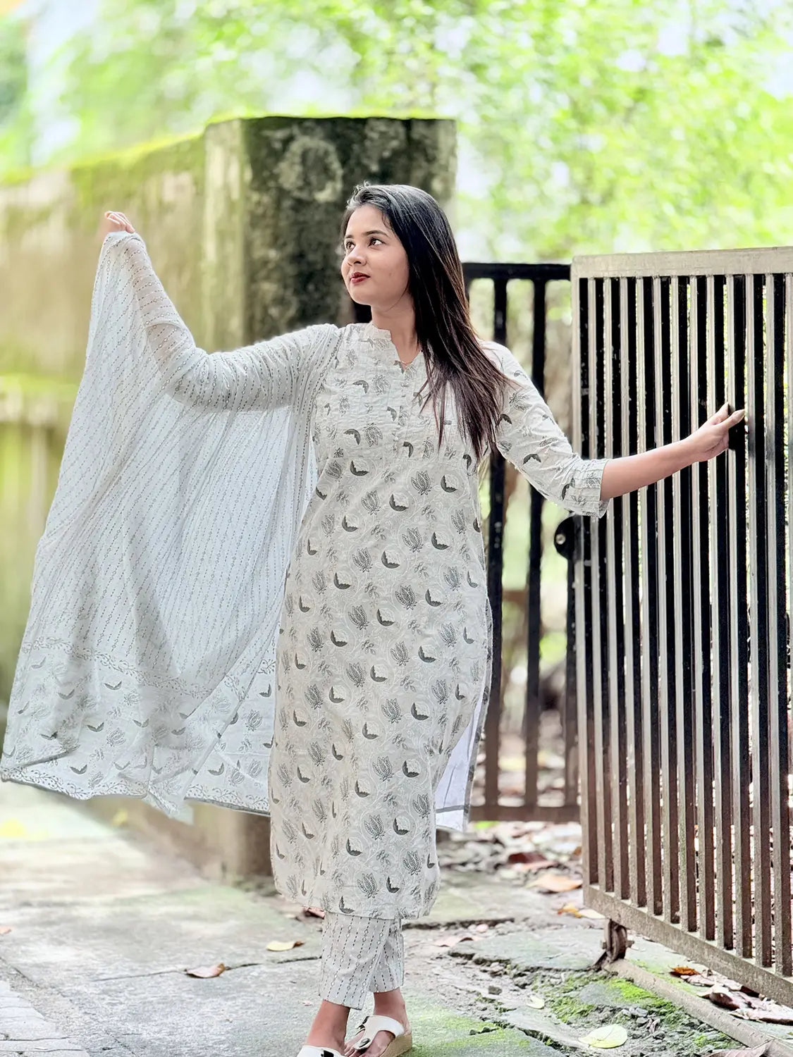 Light Grey and Gadi Print Kurti - K3234